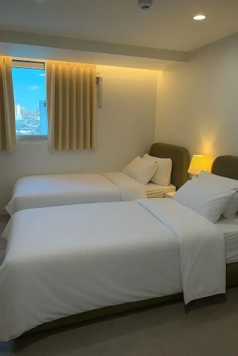 Standard Twin room with city view