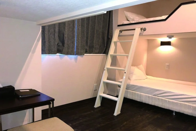 Economy Triple room