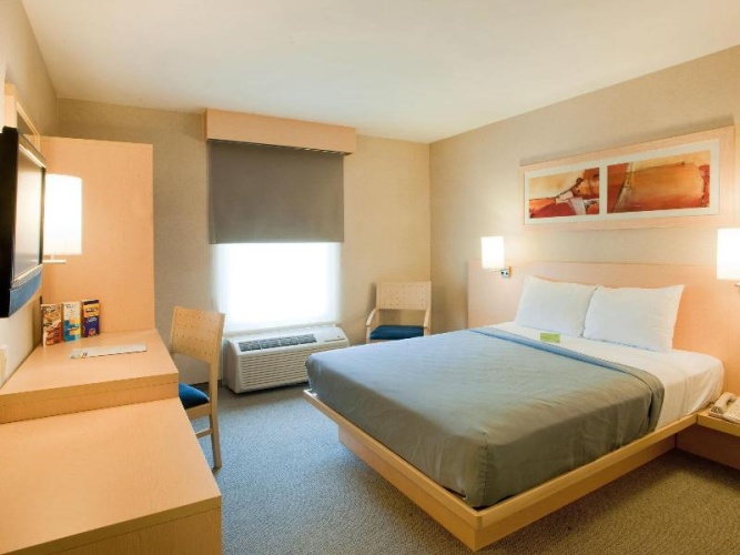 Standard Double room with view