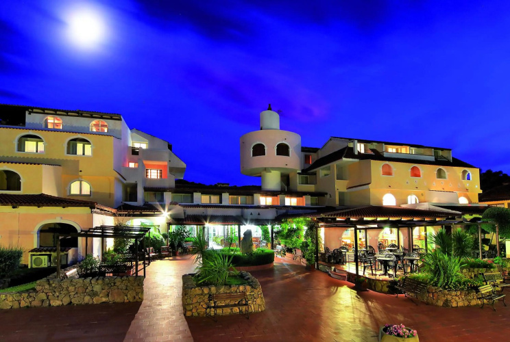 Colonna Beach Hotel Marinella photo 27