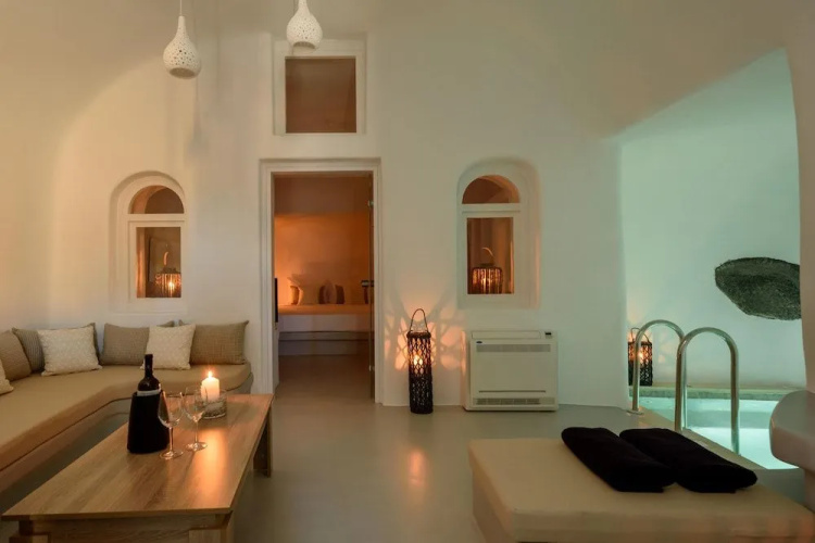 White Dream Suites