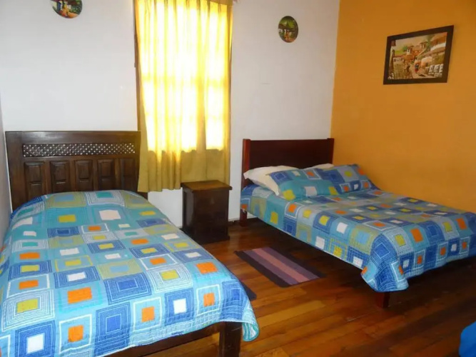 Hostal Del Piamonte
