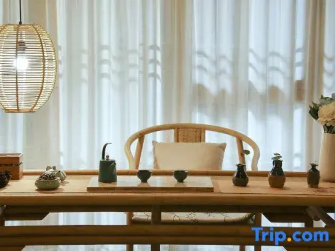twelve homestay