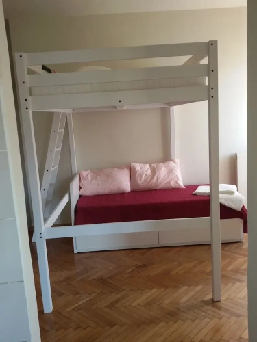 1 Bedroom Standard Family room with balcony