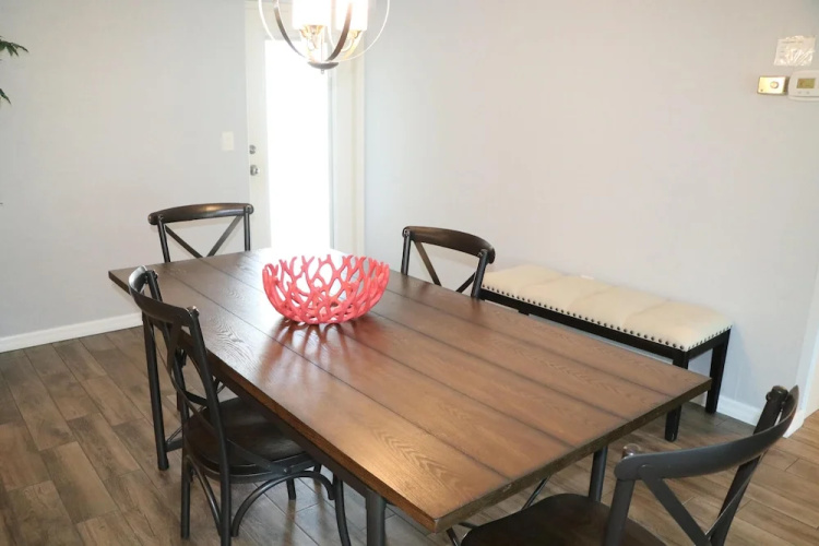 Jamaica Royale - T53 - 2 Br Condo