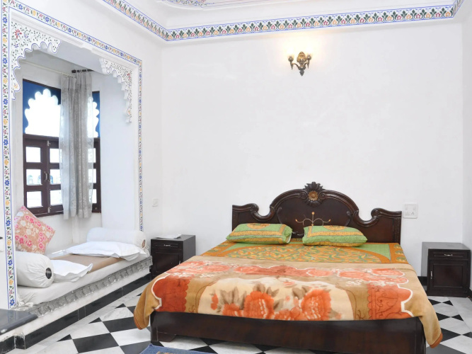 Hotel Gangaur Palace