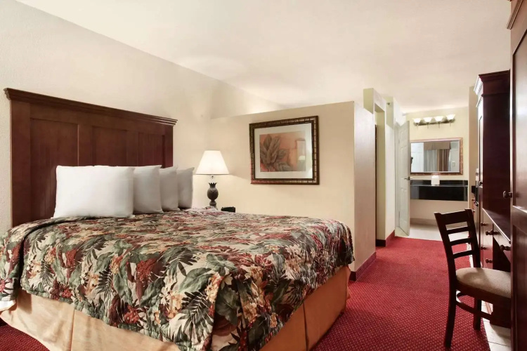 Baymont by Wyndham Celebration