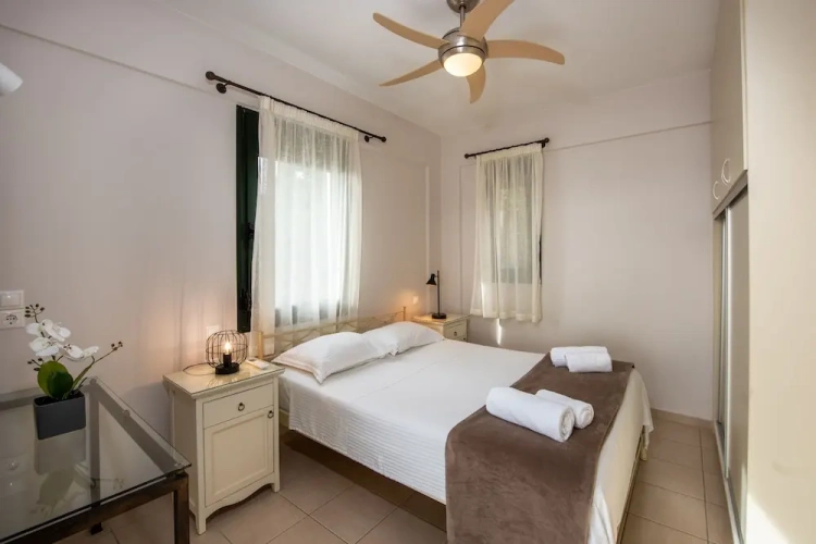 1 Bedroom Apartment with sea view