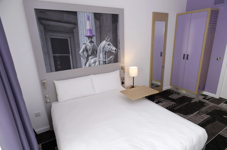 Ibis Styles Glasgow Centre George SquareOver view