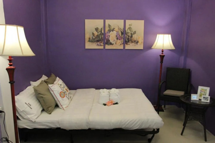 Charoenpong Apartment