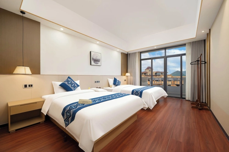 Standard Double room with land view