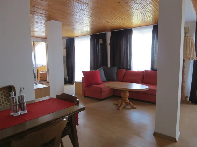 Villa Aurora
