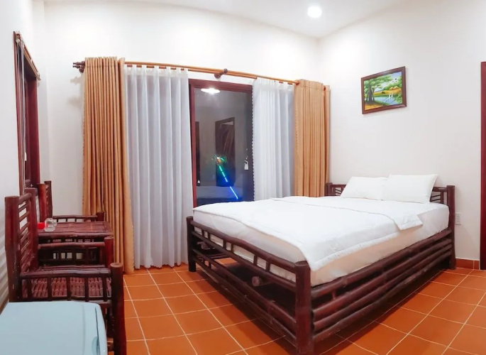 Riverside Park Eco Resort