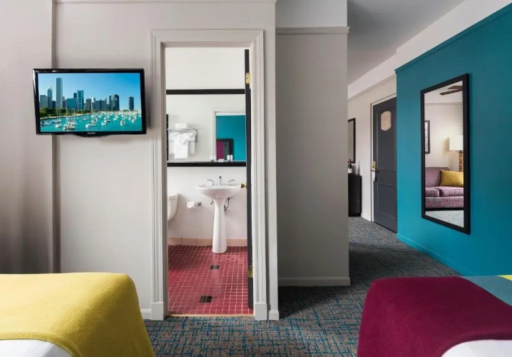 Quadruple Suite