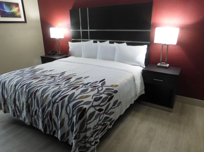 Red Roof Inn Redding