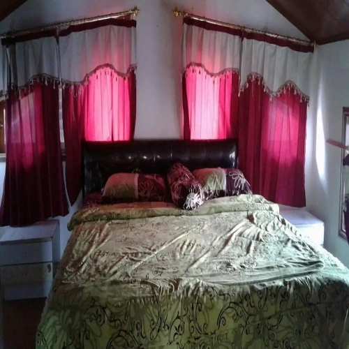 2 Bedrooms Villa