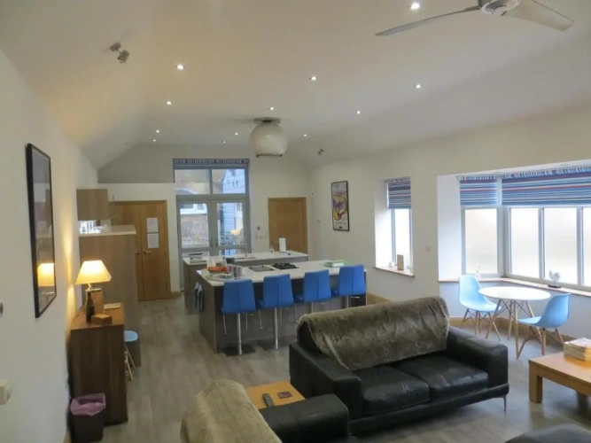 Quadruple Apartment