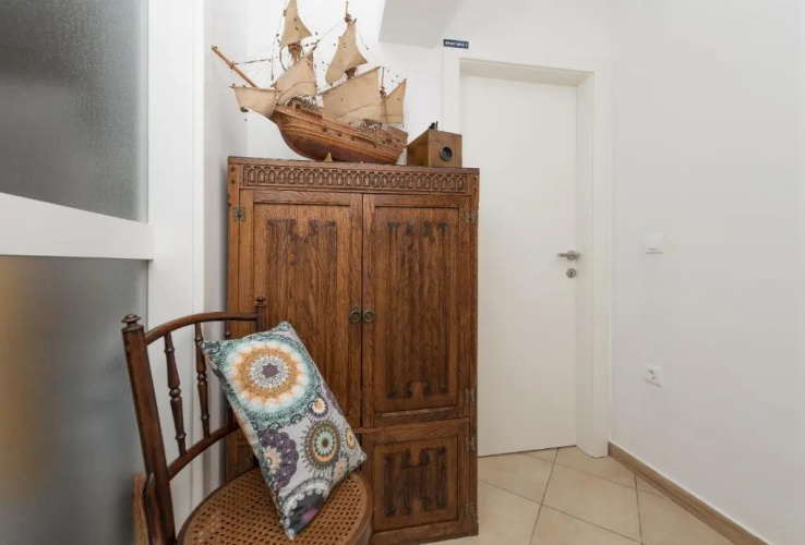 EAST SIDE deluxe suite