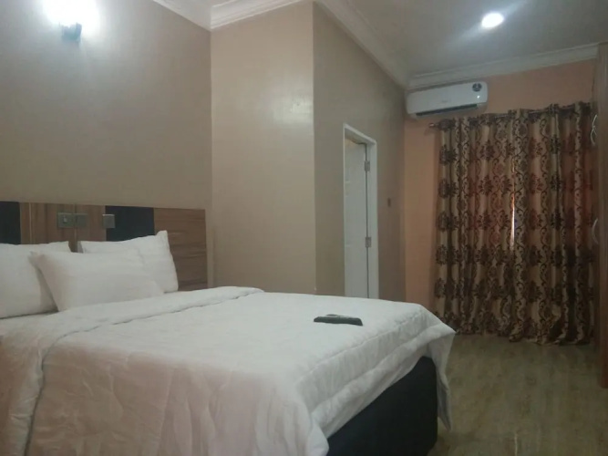 Pameec Luxury Suites