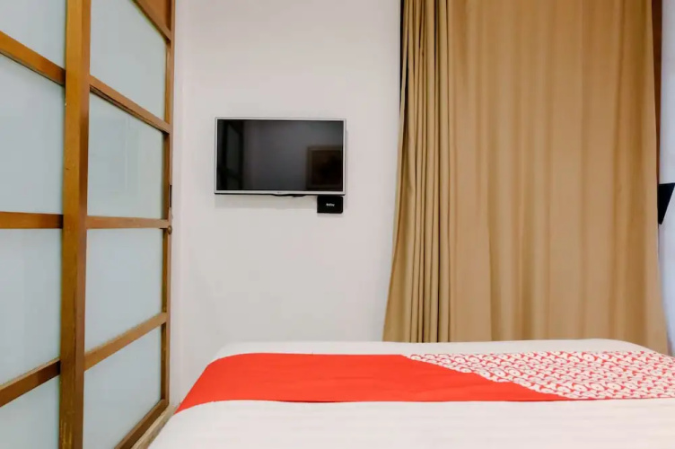OYO 626 Augustina Home