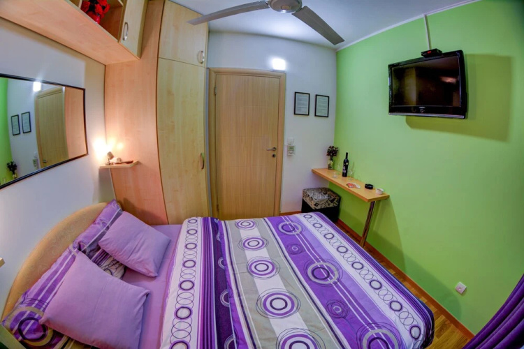 Hostel No9