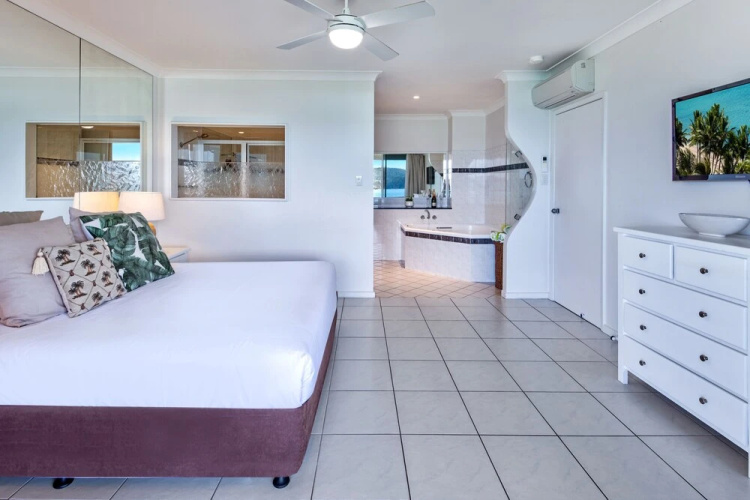 Lagoon 202 on Hamilton Island