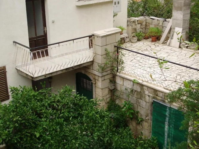 1 Bedroom Apartment with balcony and with sea view