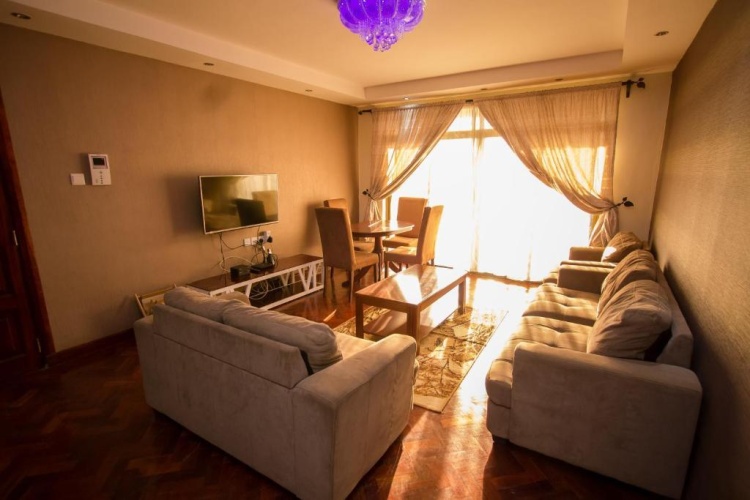 2 Bedrooms Apartment