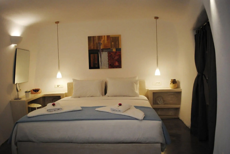 Naftilos Houses