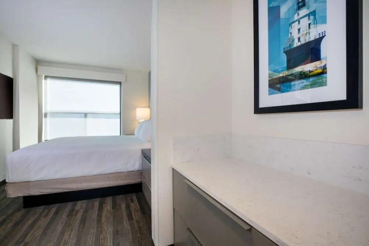 1 Bedroom Kitchen Suite