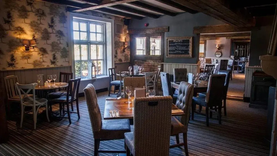 Premier Inn Knutsford (mere)