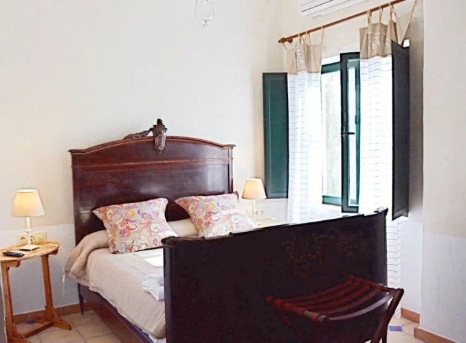 Classic Triple room