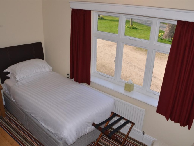 Standard Single room