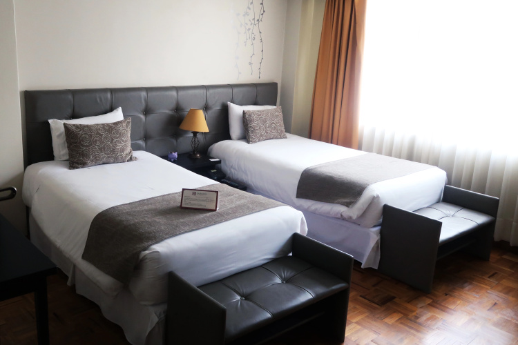 Hotel Embassy
