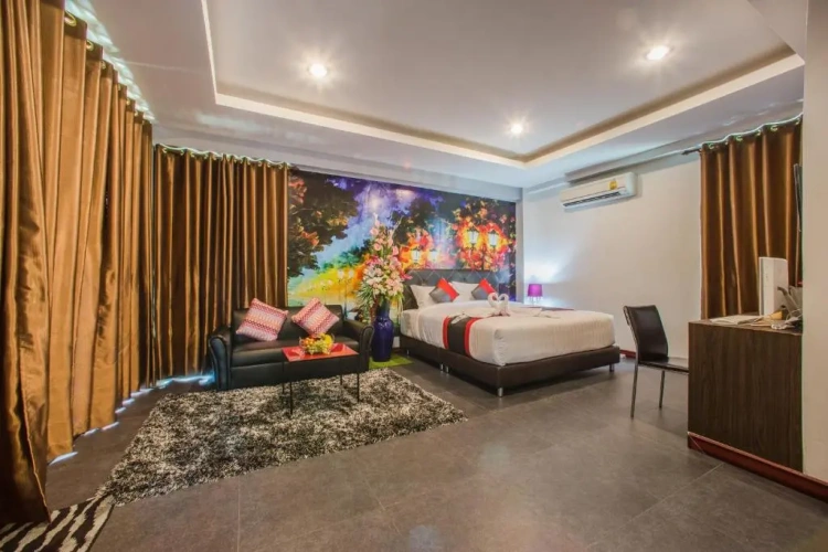 Suite with balcony and with view