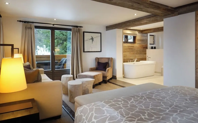 Deluxe Double Suite