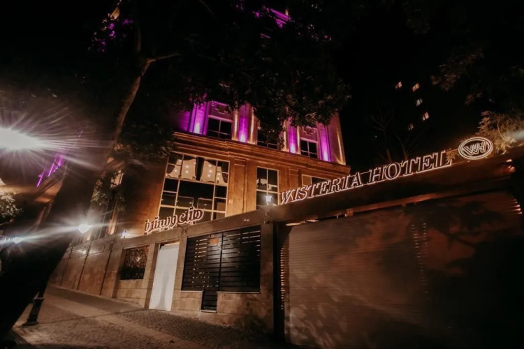 Wisteria Grand Hotel