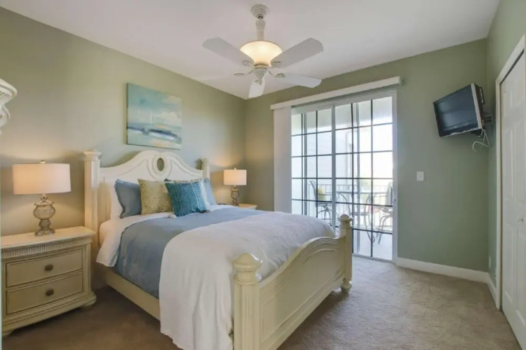 437 Little Harbor
