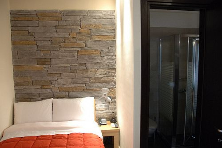 Thalia Rooms Guest House