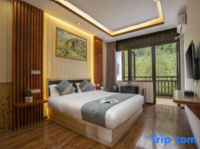 Deluxe Double room with balcony