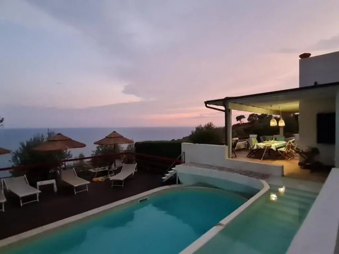 Luna Rossa Resort