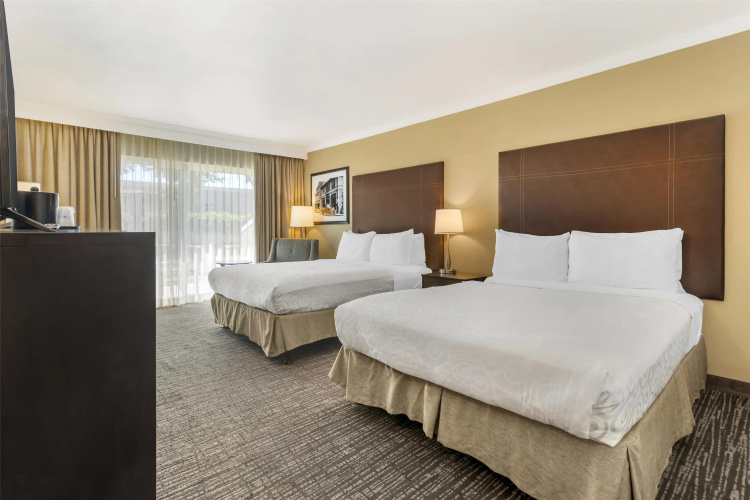 Best Western Plus Garden Court Inn photo 8