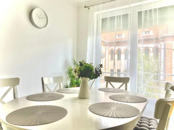 Mirell Apartman