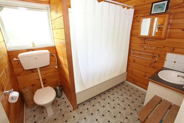 Raglan Retreat