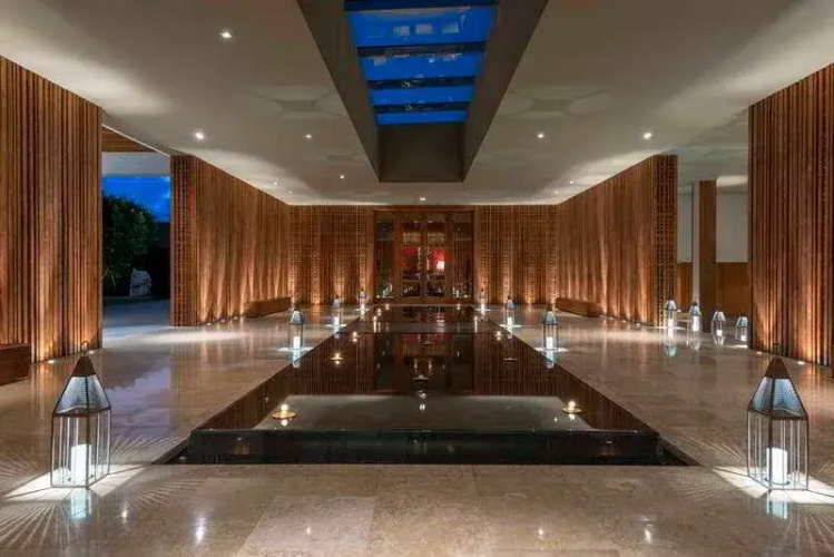 Crowne Plaza Phuket Panwa Beach