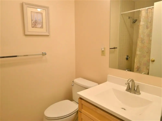 51 Middlecott - 2 Bedroom Condo