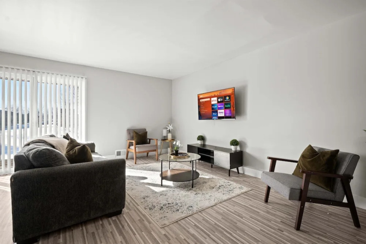 A Unique 2BR 2BA Stay