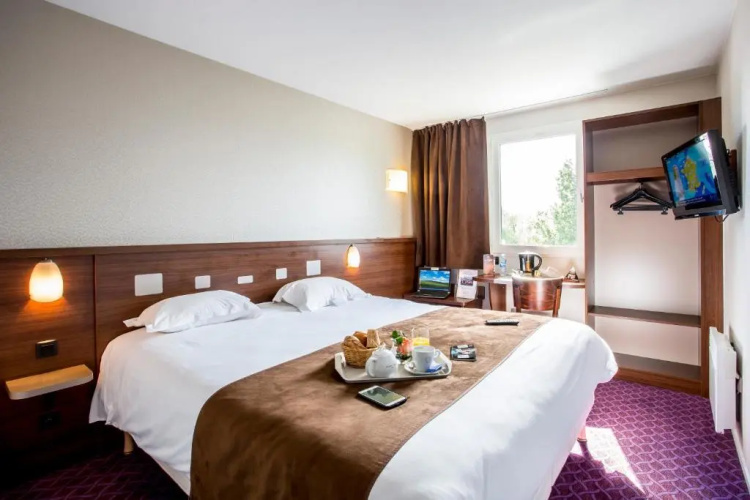 Brit Hotel Rennes - Le Castel