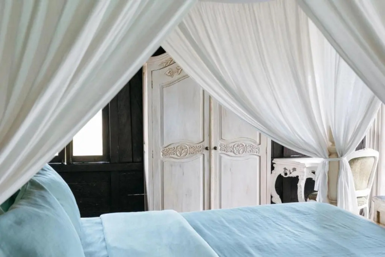 Most Exotic Beachfront Villa Keong