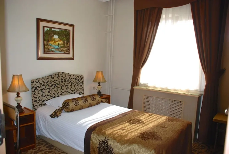 Standard Single room with city view